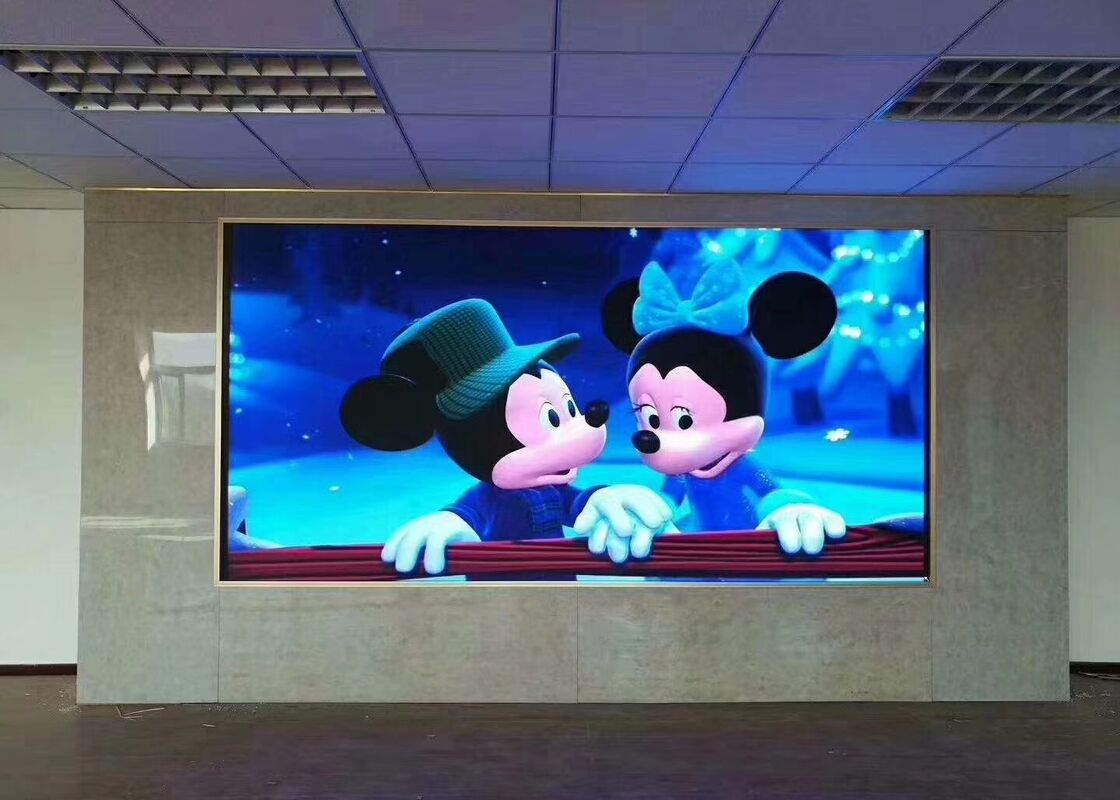 LED-Lampe P3.91 LED-Display Innen-/Außenwandmontage LED-Bildschirm 3840Hz Bildwiederholfrequenz