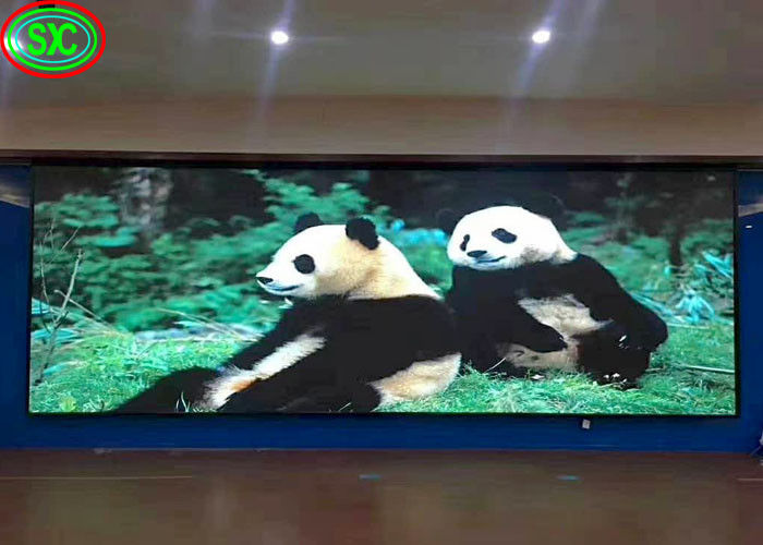 Kleines Pixel Innenraum Vollfarb-LED-Display P2.5 Werbezeichen 16 Bit Farben Innenraum Vollfarb-LED-Display