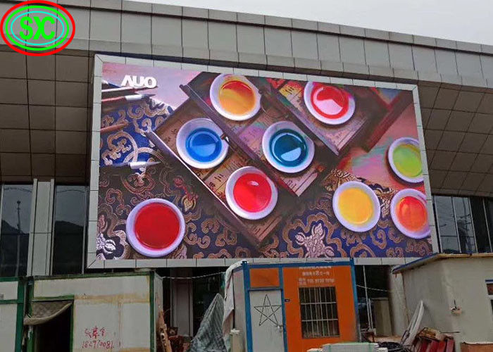 P6 Outdoor Full Color LED Display Großer Werbebildschirm 1920Hz Innenraum Full Color LED Display