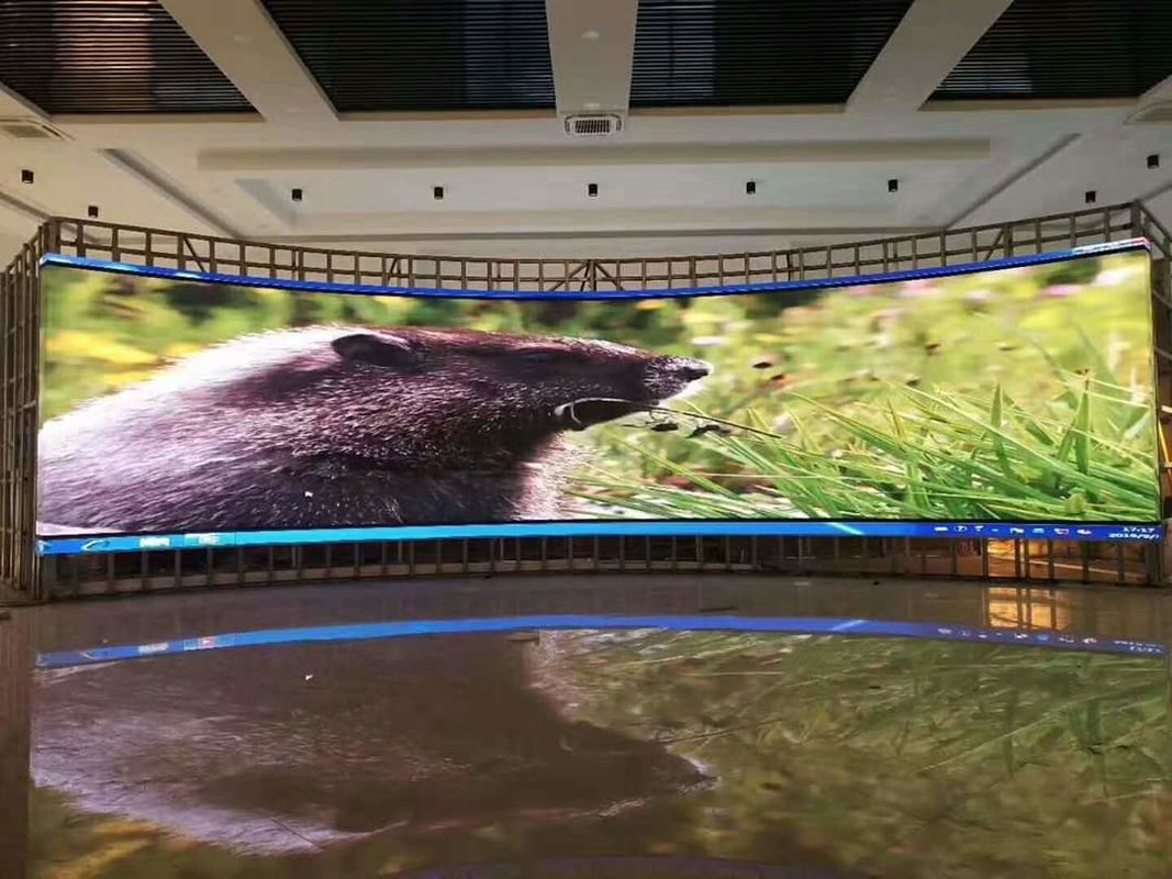 256*128mm Indoor Full Color LED Display Bildschirm Sicherheitsleistung Struktur