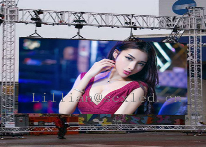 Außenwerbung P8mm LED-Display-Bildschirm wasserdicht und hohe Helligkeit mit 1/4 Scan Modul Stil