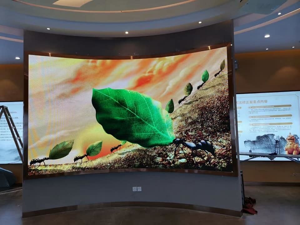 Miet- Innen-Anzeige LED-P2.5 Superschirm der hohen Auflösung LED des Druckguss-Magnesium-Kabinett-640*640mm für Stadiums-Sichtbarmachung