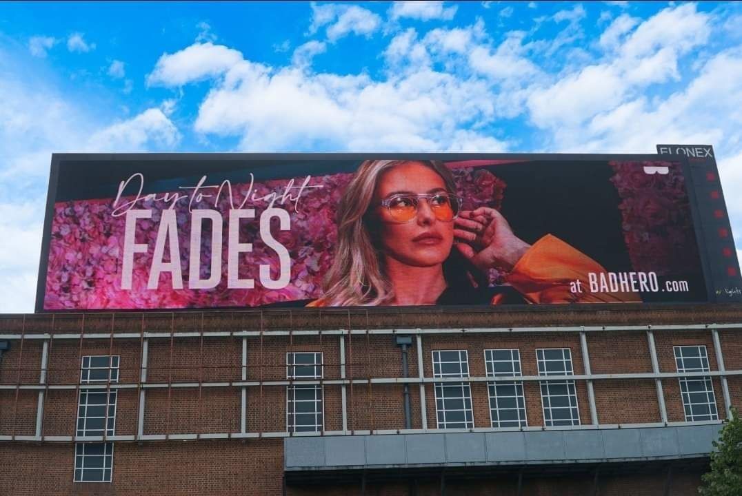 SMD1921 LED-Video-Display 62500 Punkte/M2 Vollfarb-LED-Bildschirm 1/16S Antriebsmodus Außen-Fullfarb-LED-Display