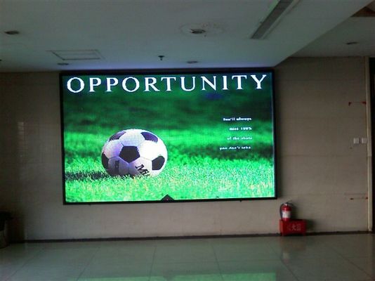 Indoor Outdoor P5 SMD Vollfarb-LED-Display-Panel 5mm Pixel 1920Hz Bildwiederholrate