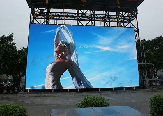 Guter Preis Kurvbildschirm 7500cd/M2 Helligkeit HD Outdoor Full Color LED Display P10 DIP IP 65 Festanlage Online