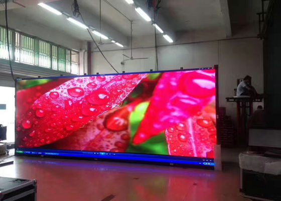 Guter Preis Mietbildschirm RGB Vollfarbe 5mm Werbe-LED-Bildschirm Innenraum SMD LED-Display-Bildschirm Online