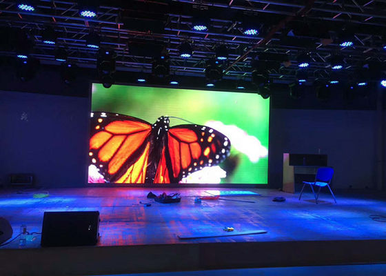 Guter Preis P4 Indoor Full Color SMD LED Videowand 4mm Pixel Pitch 640x640mm Schrank Online