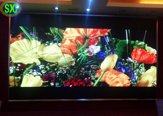 Guter Preis Hohe Pixel-Dichte Smd farbenreiche LED-Innenanzeige P2 512x512×75mm Online