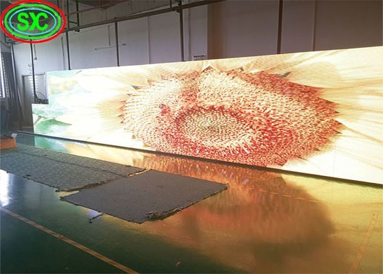 Qualität P1.875 P2.5 Feinschall Innenraum Vollfarbe LED-Display Bildschirm SMD1010 Vollfarbe Fabrik