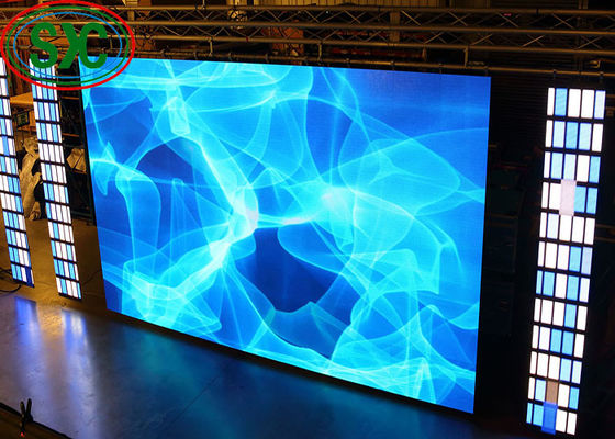 Guter Preis Anschlagtafel hohe Helligkeits-Digital LED smd 3 in 1 führte den Schirm Innen-P5mm geführte Anzeige für Live-Übertragung hängend Online
