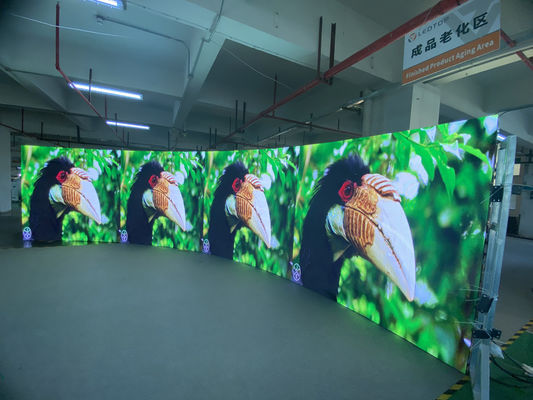 Einfach zu installierendes P6-Fest-LED-Display mit 32*32 Modul-Auflösung und 5000 Stunden Mtbf