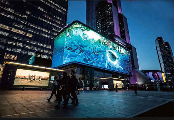 Hochauflösendes Outdoor-P10-Full-Colour-LED-Display mit stabiler Leistung für Fernsehsignale 10mm Pixel Pitch 7000 cd/m2 Helligkeit 16.7 Millionen Farben IP65/IP54 Schutz 800 W/m2 Maximalleistung