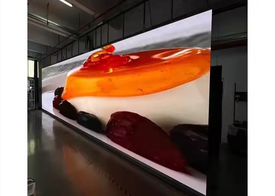 Aluminium-Schrank mit festem LED-Display P6.67 für eine bequeme Wartung am Rücken