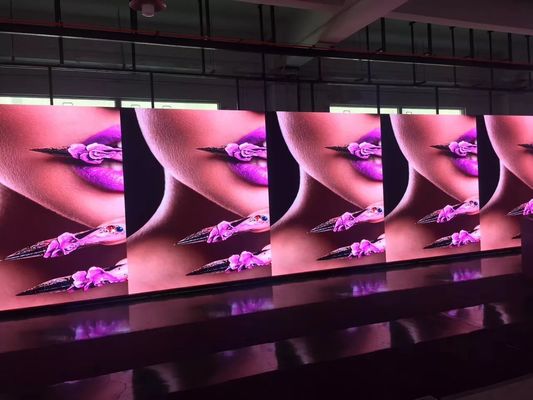 Guter Preis P5 Standard 640mmx640mm Vollfarbe Indoor Hängende LED-Display In Druckguss Aluminium Schrank Online