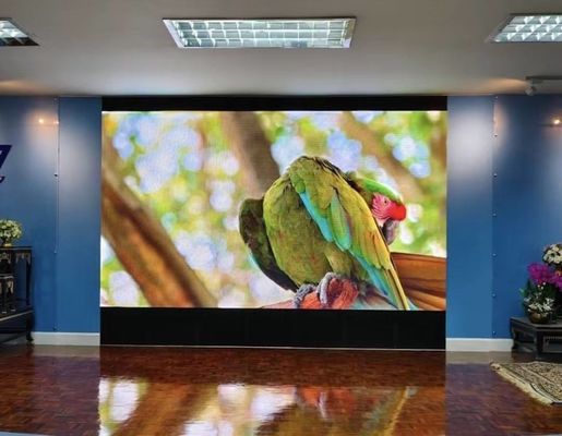 Guter Preis 256*128 Modul-Auflösung Kleine Pixel-Pitch-LED-Anzeige Dichte 640000 Punkte/m2 für klare und scharfe Bilder Online