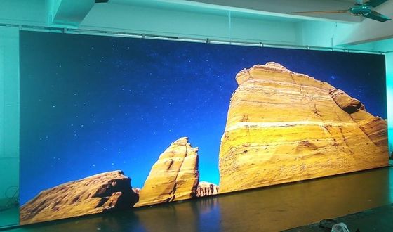 Guter Preis Sichtweite 3～50m Miet-LED-Display mit angepasster Bildschirmgröße und langlebiger MTBF von 30000H Online