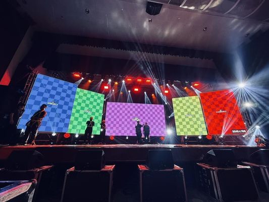 960*960mm Oberflächenmontiertes LED-Display-Panel in normaler Schrankgröße mit SMD3528-Standard