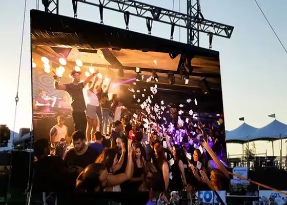 Die-Guss-Aluminium-Bildschirm Eisenbox / Vermietung kommerzielle freistehende Outdoor-Full-Colour-LED-Display für Straßen- und Supermarktwerbung