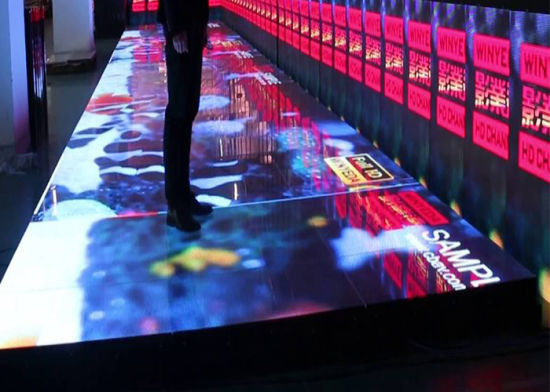 DMX512 Steuerungssystem Diskokugel Tanzfläche 20W Stromverbrauch für Ihre nächste Party