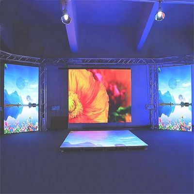 640*640mm Panelgröße Miet LED-Display 30000H Mtbf 640*640mm Schrankmessung für die Anzeige