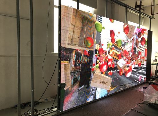 Guter Preis Dichte Feinspitch-LED-Display mit 640000 Punkten/m2 Dichte CE/ROHS/FCC Standard 1000CD/SQM Helligkeit Online
