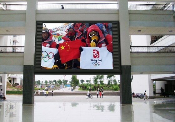 960x960mm HD P2.5 Outdoor LED Video Wall 。7680hz Erneuerungsrate,Novastar-Karte und Helligkeit 5000