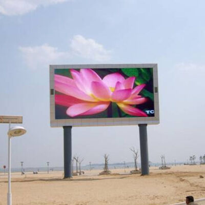 Outdoor Full Color P8 LED-Display für Werbung und Veranstaltungen mit 6000 Nits Helligkeit und 3840 Hz Bildwiederholrate