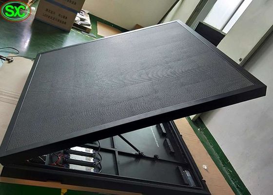 Farbenreiche vordere servicegeleitete offene Front der Anzeige P8 führte die im Freien Schirm