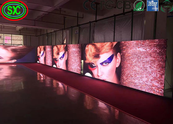 Guter Preis Erneuern billiges Hoch des niedrigen Preises des kleinen Pixels P3 Schirmes 576X576mm SMD LED geführten Videowandinnenschirm Online