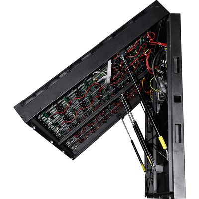 6mm Pixel Pitch Outdoor Full Color LED Display Front-Service mit 6200 Helligkeit und 3840hz Erneuerungsrate