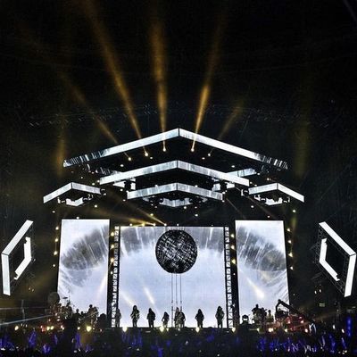 Ultra dünnes P4.81 Stadium LED sortiert Kabinett der Wand 2mm SMD 2121 1R1G1B 500x500mm, 1920hz Bildwiederholfrequenz, brightne 5500 aus