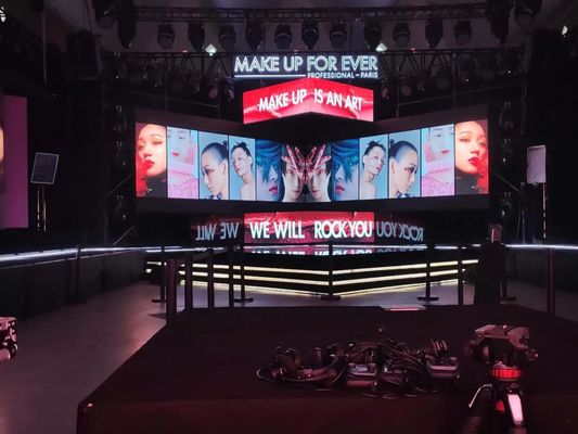 HD-Effekt-Mietgeführter Videowand-Innenschirm P3.91 für Ausstellungs-Konzerte, 500x500mm, Novasystem, Bildwiederholfrequenz 1920hz