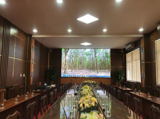 Guter Preis 3 auf 1 Mietkabinettschirm P2 smd Innenaluminiumschirm rgb 512x512mm hub75 32scan führten digitales Video w der Matrixanzeige Online