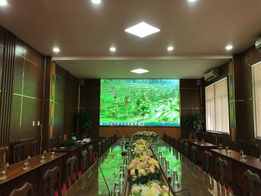 Guter Preis Farbenreicher 576x576mm 192x192Pixel SMD RGB P3 LED Bildschirm der hohen Qualität HD im Freien Online