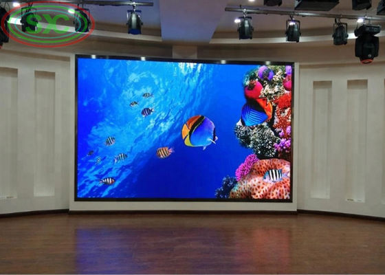 Guter Preis Kleine Pixelneigung 4 farbenreiche InnenlED SMD 2121 anzeigen 62500 Punkte/m ² mit 3 Jahren Garantie- Online