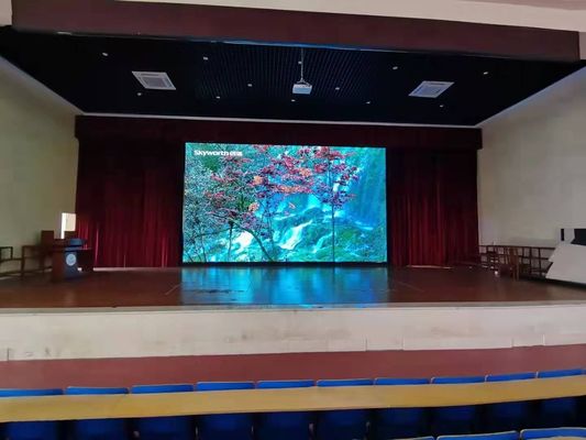 Hochpräzisionsverarbeitung P3 Indoor Full Color LED Display mit bequemer Installation und Wartung in verschiedenen Branchen